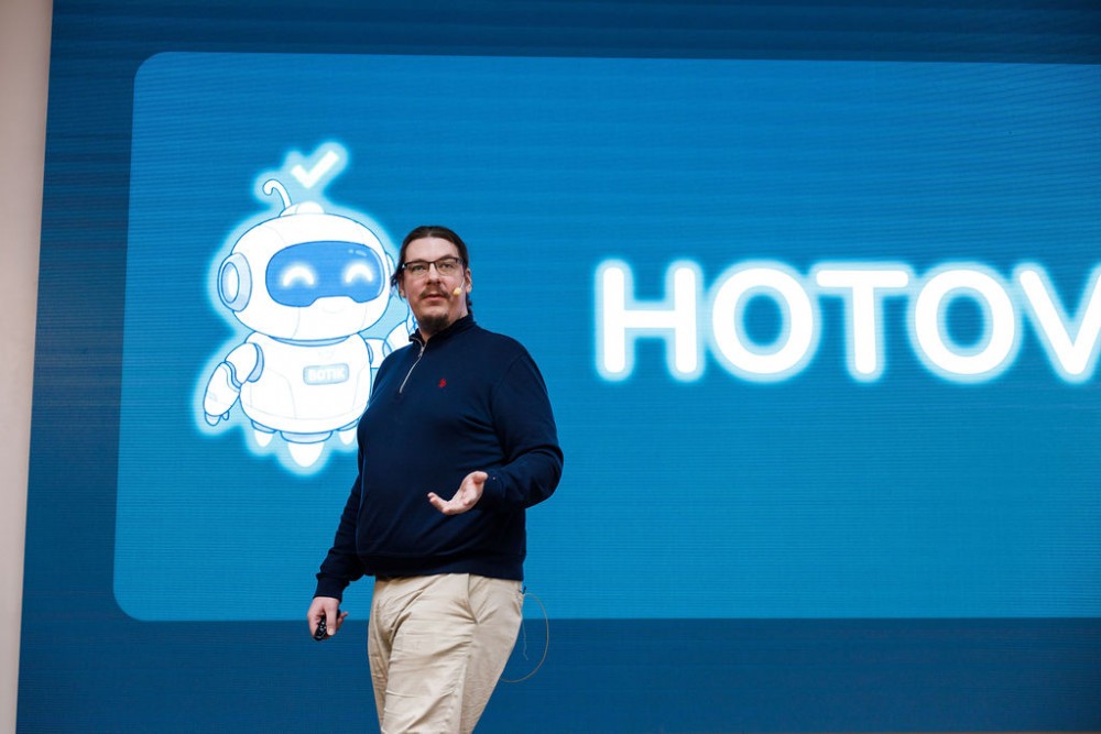 Petr Fifka: Lucy, the Bot, and the Journey Through AI Euphoria